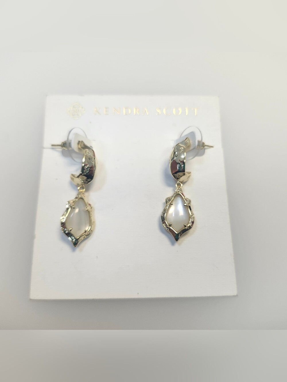 Kendra Scott Gold-Tone Adriana Scallop Frame Mother/Pearl Huggie Earrings